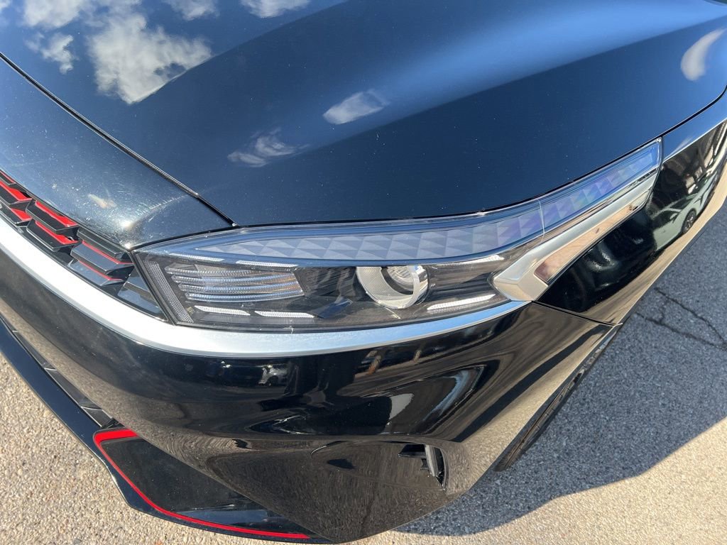 Certified 2024 Kia Forte GT-Line image 28