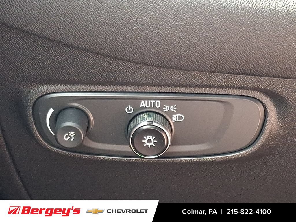 Certified 2024 Chevrolet Equinox LS w/ LS Convenience Package FWD image 25