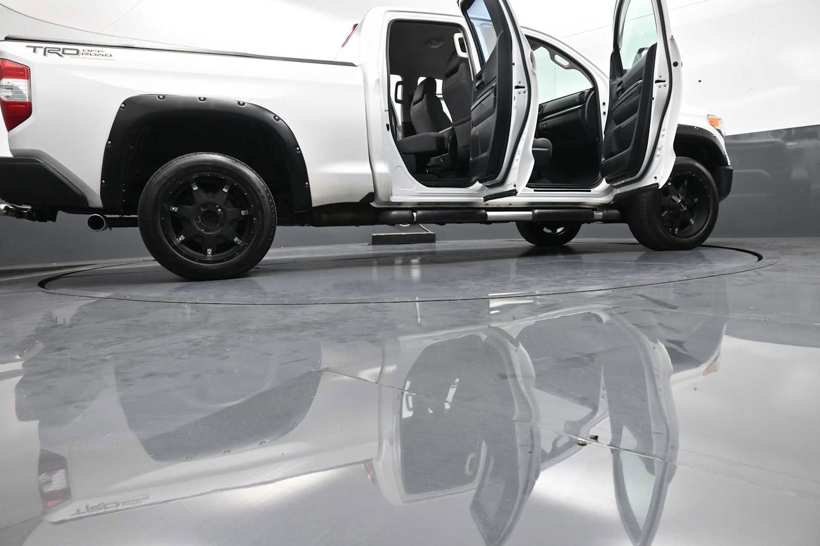 Used 2016 Toyota Tundra SR w/ Exterior Package AWD/4WD image 46