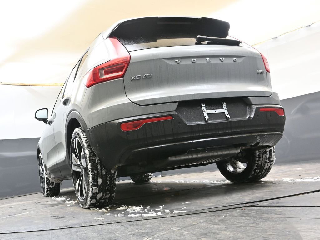 New 2026 Volvo XC40 B5 Ultra w/ Protection Package Premier image 44