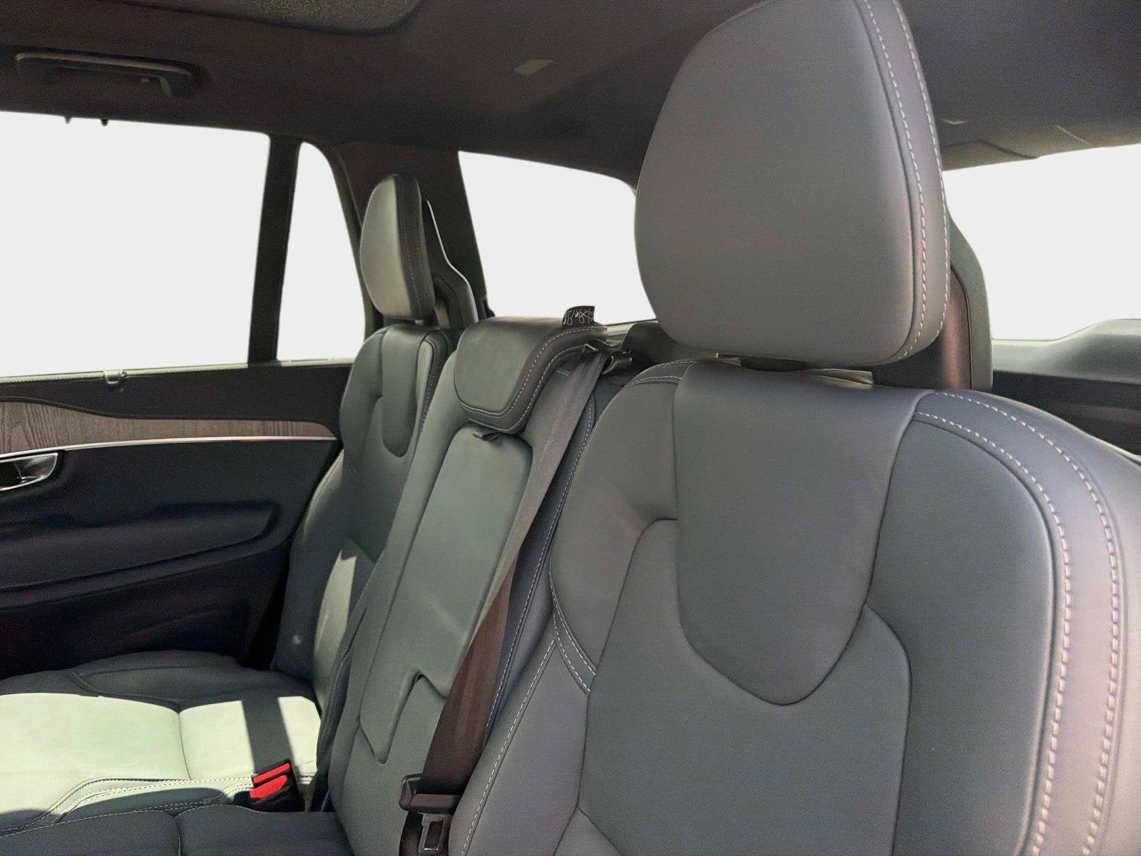 Used 2023 Volvo XC90 B6 Ultimate w/ Protection Package Premier AWD/4WD image 15