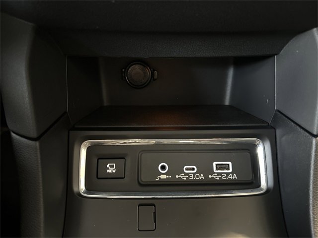 New 2025 Subaru Ascent Limited image 23