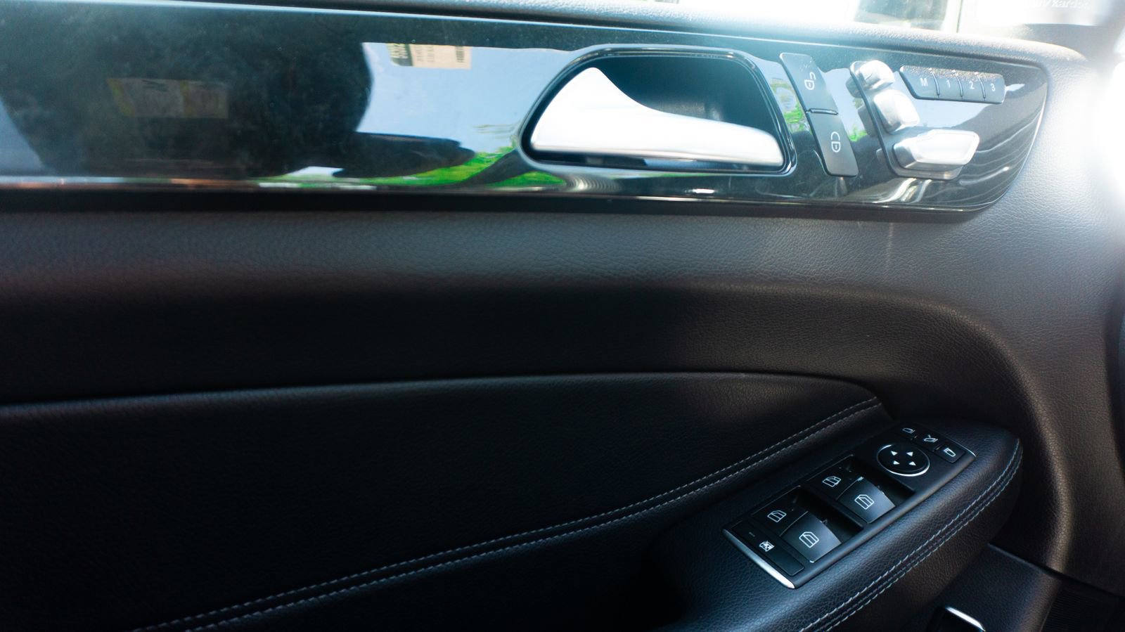 Used 2018 Mercedes-Benz GLE 350 4MATIC w/ Premium 1 Package image 23