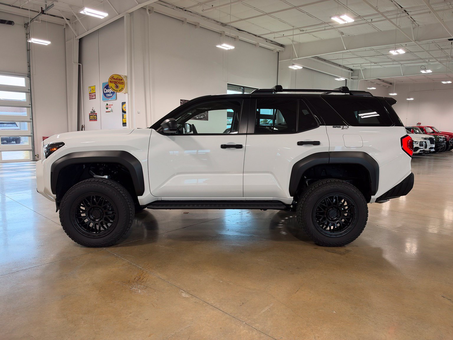 Used 2025 Toyota 4Runner SR5 AWD/4WD image 4