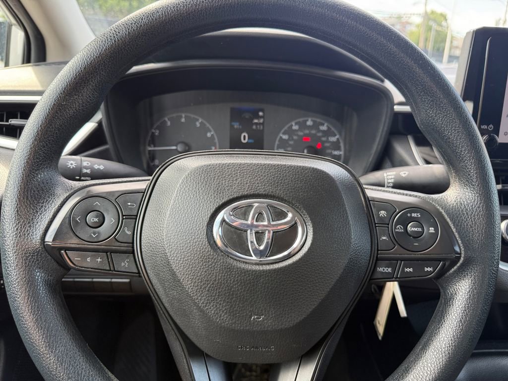 Certified 2024 Toyota Corolla LE FWD image 33