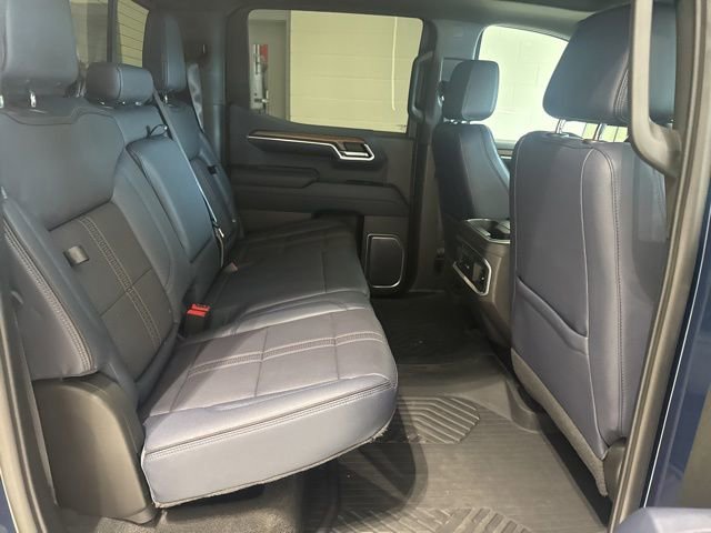 Certified 2022 Chevrolet Silverado 1500 High Country w/ Technology Package image 11