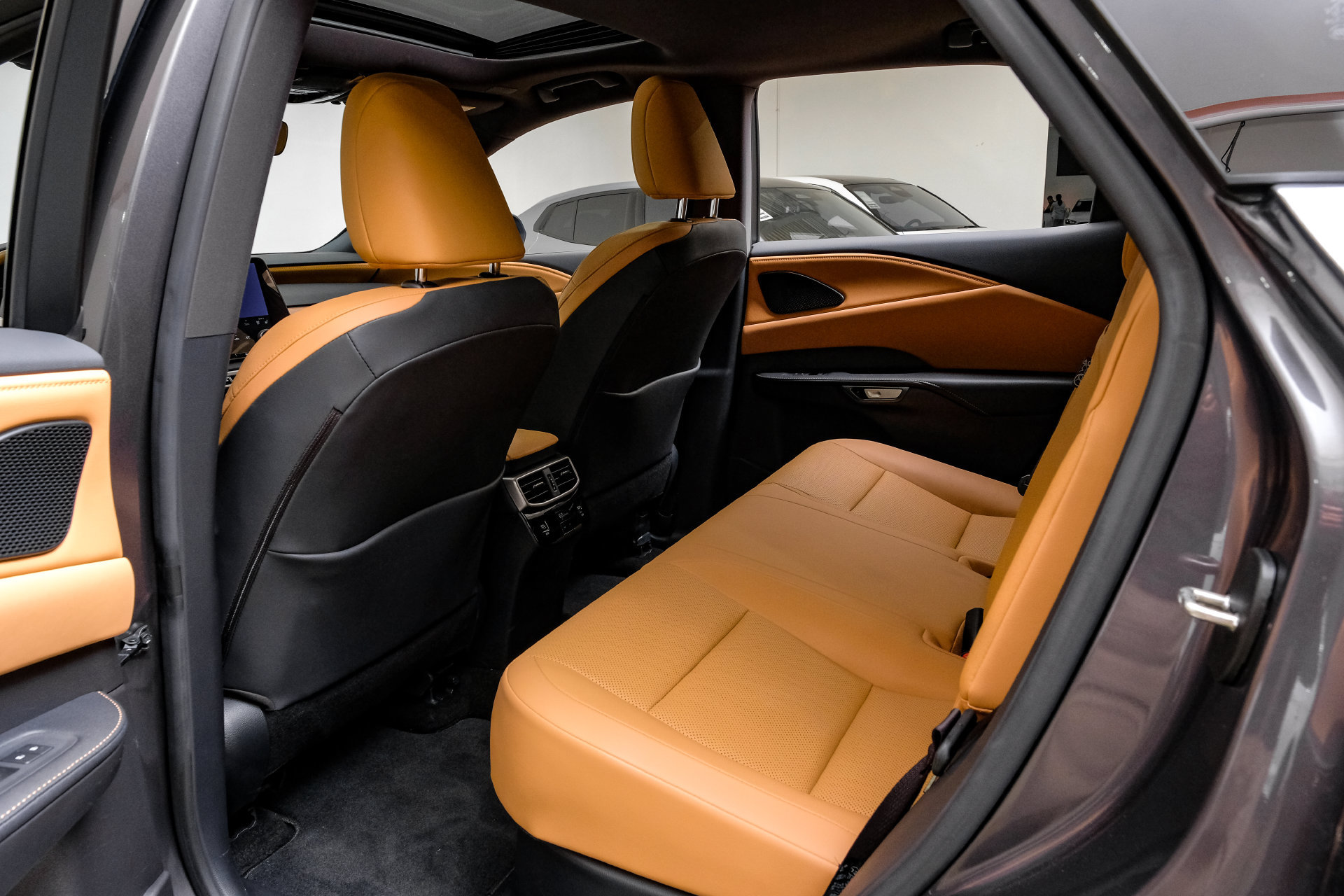 Used 2024 Lexus RX 350 Premium w/ Cold Area Package FWD image 41