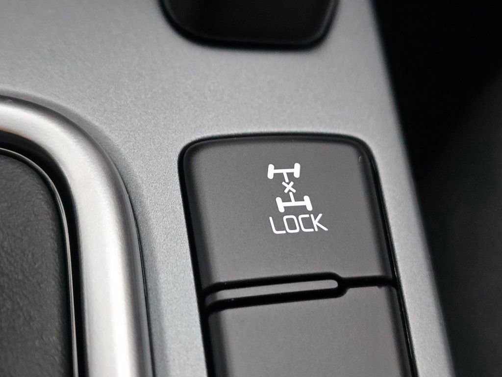 Used 2024 Kia Seltos LX image 6