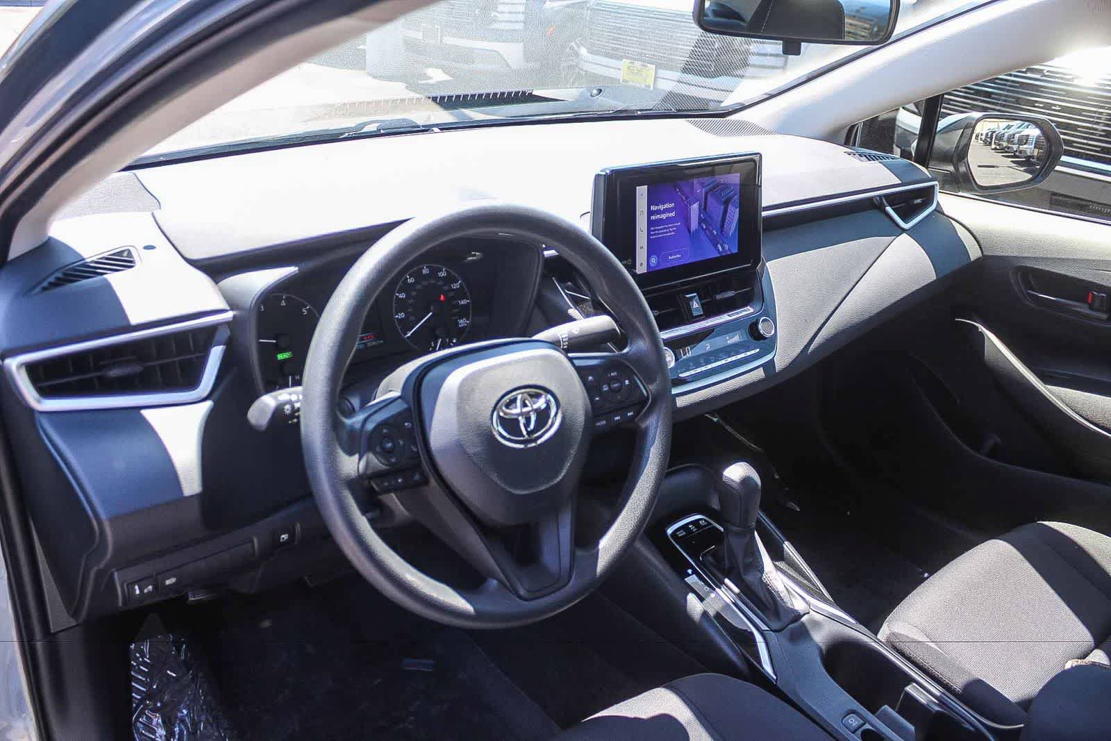 Used 2023 Toyota Corolla LE w/ Carpet Mat Package (TMS) FWD image 22