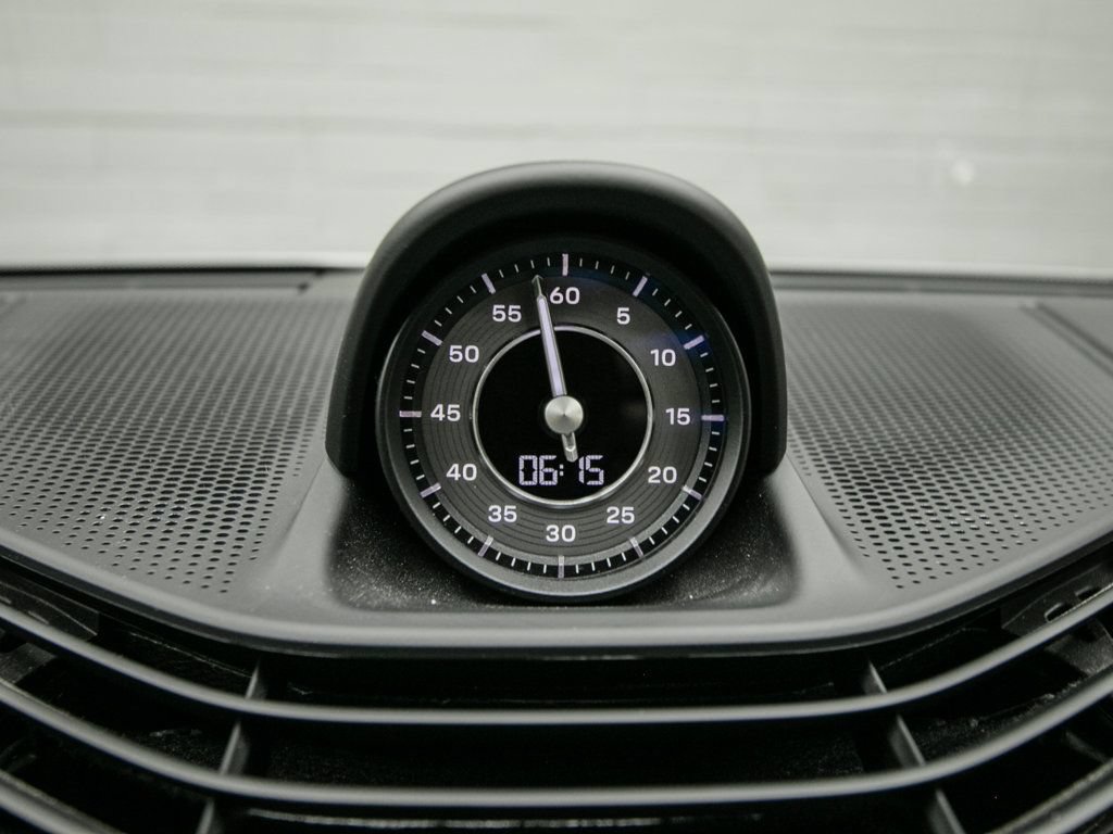 Used 2022 Porsche Taycan Turbo S AWD/4WD image 26