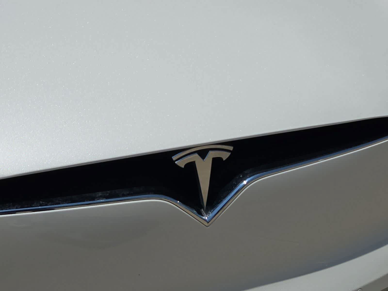 Used 2020 Tesla Model X Long Range AWD/4WD image 10