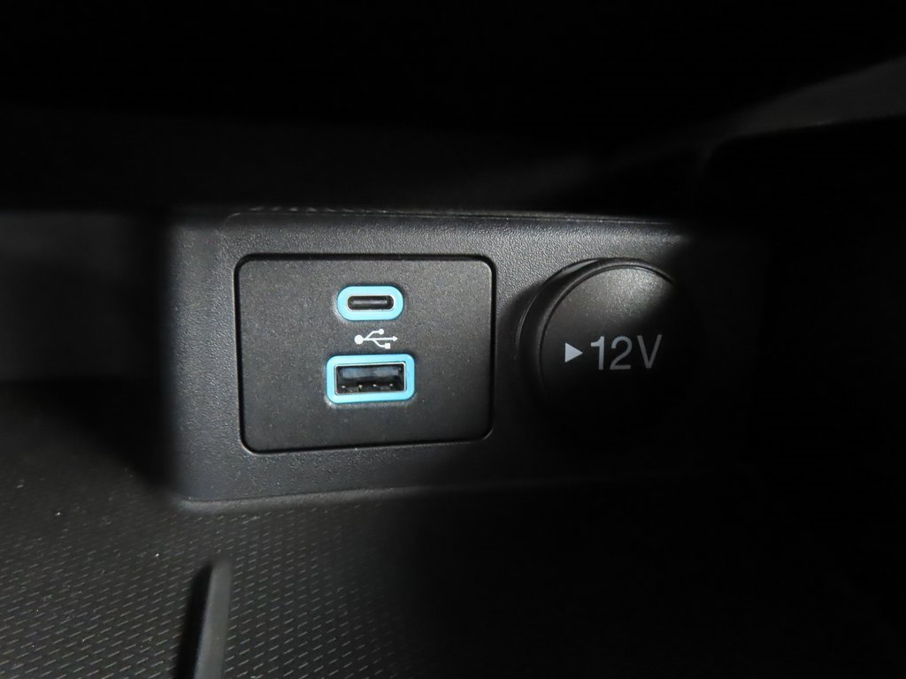 Used 2022 Ford Escape SEL image 5