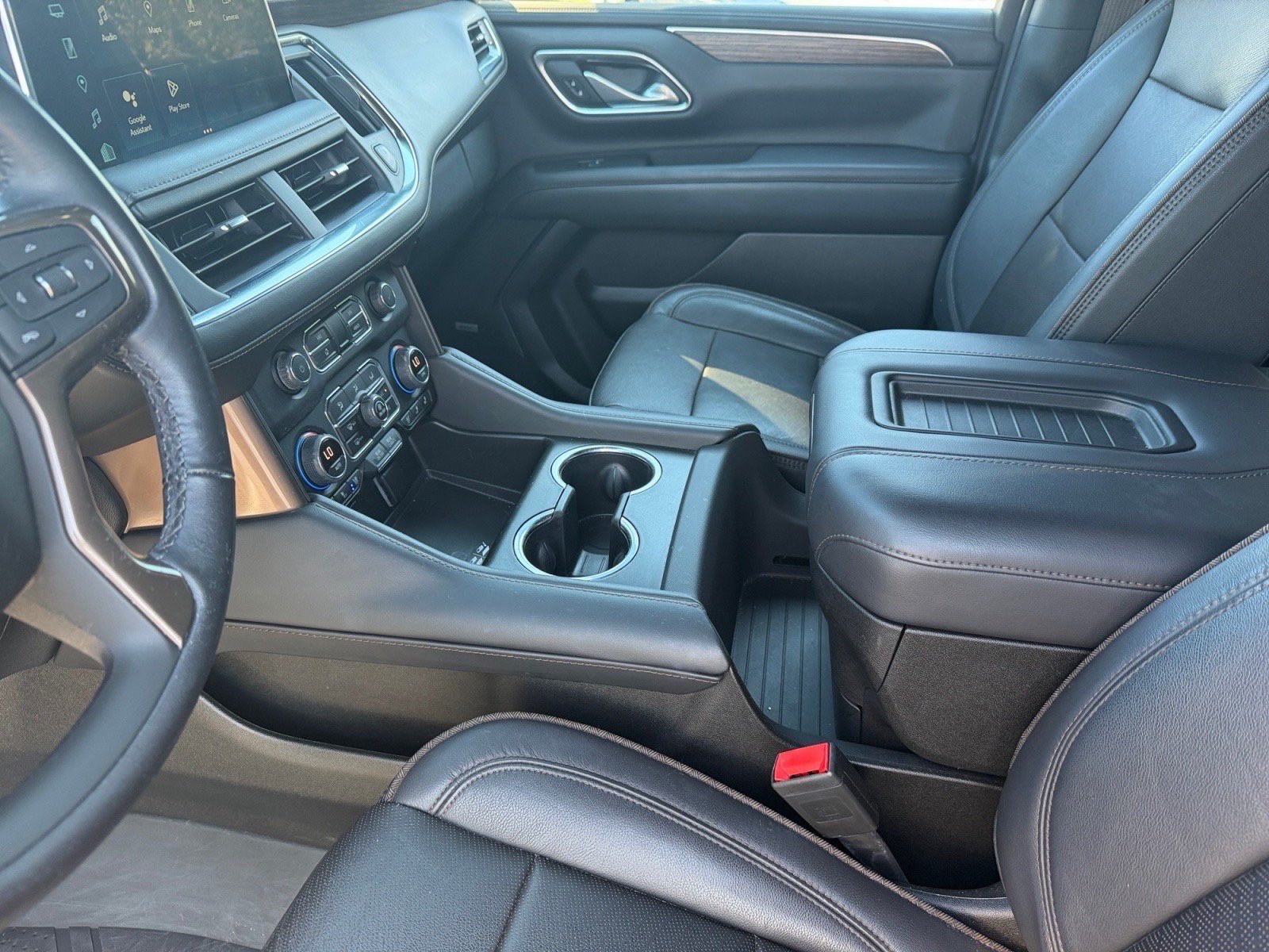 Used 2022 Chevrolet Tahoe High Country AWD/4WD image 14