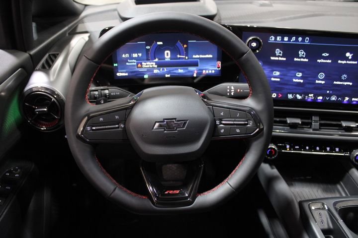 New 2026 Chevrolet Equinox EV RS image 31