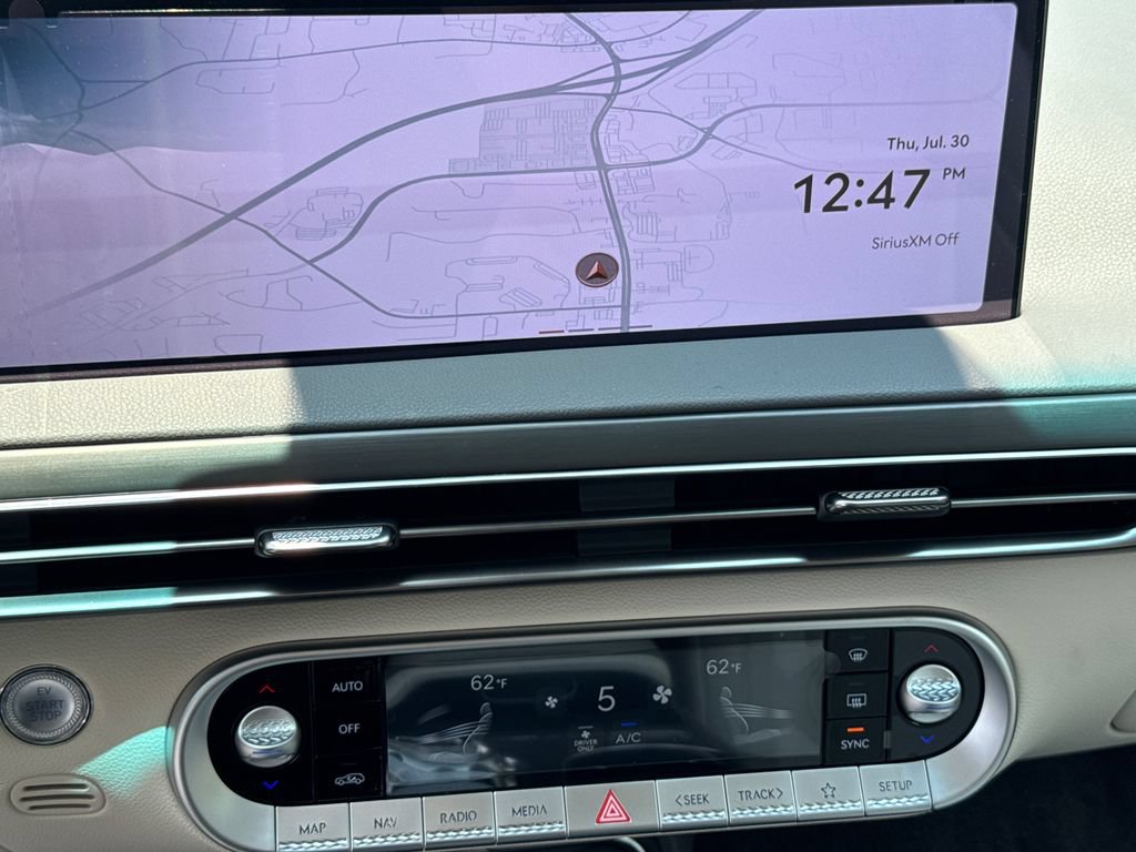 New 2026 Genesis GV60 RWD image 28