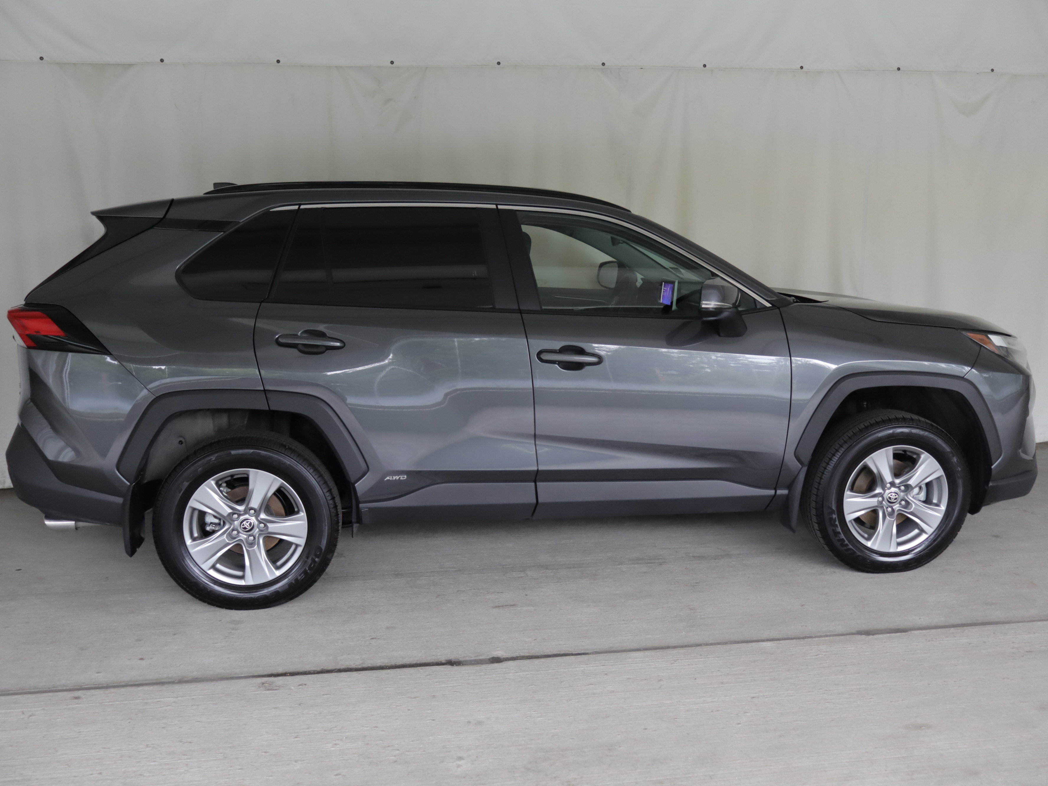 Used 2025 Toyota RAV4 XLE w/ Convenience Package AWD/4WD image 6