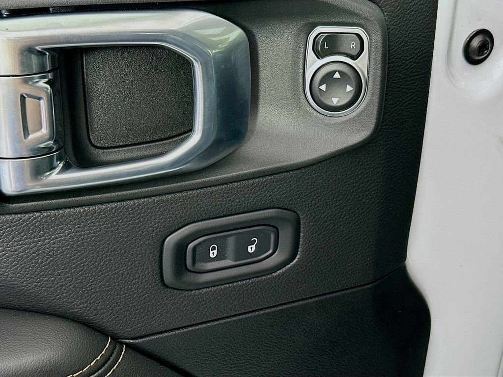 New 2026 Jeep Gladiator Sport AWD/4WD image 17