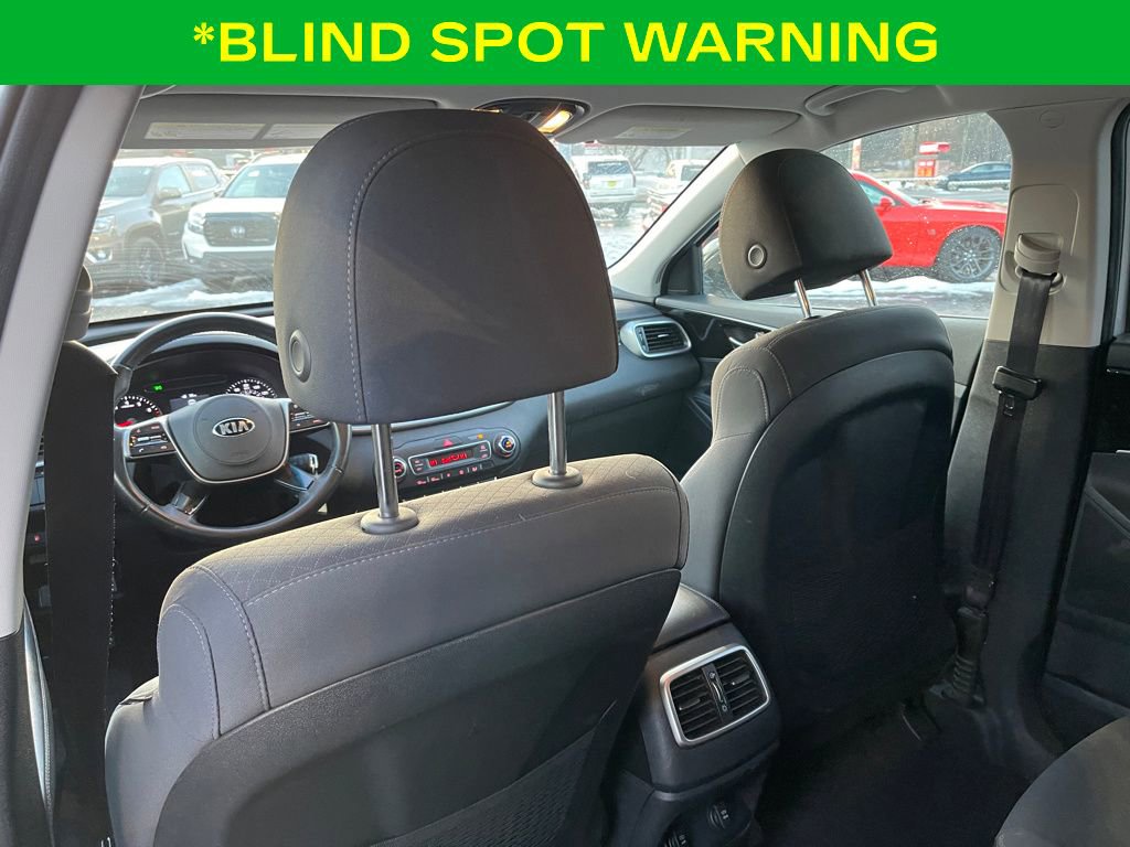 Used 2019 Kia Sorento S image 16