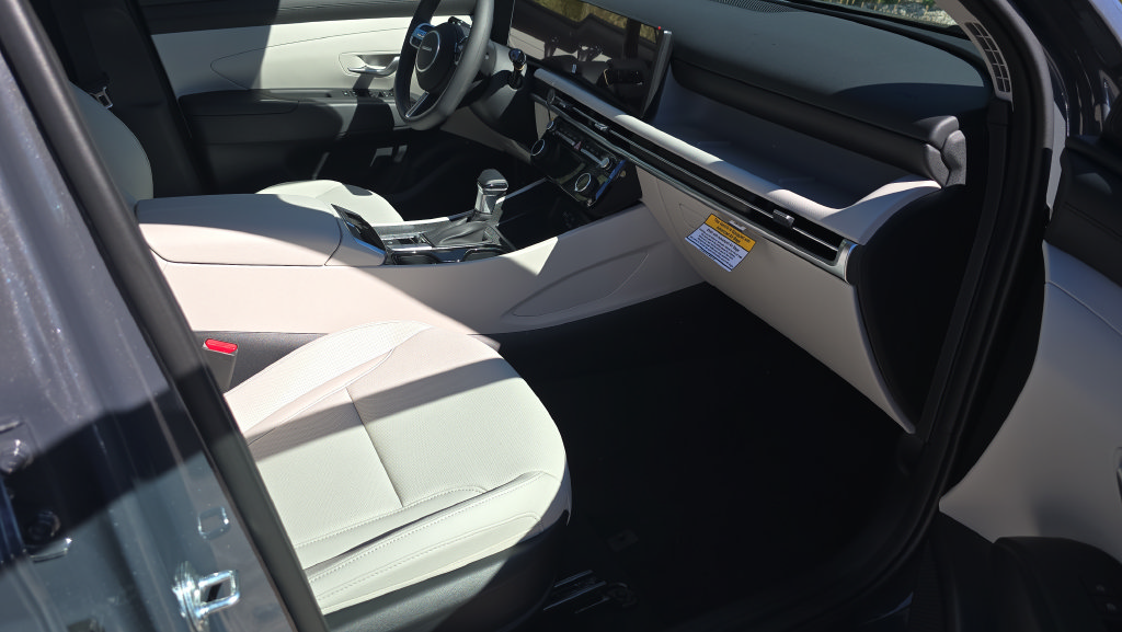 New 2026 Hyundai Tucson SEL Plus FWD image 11