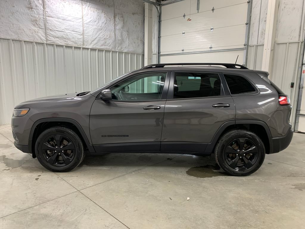 Used 2021 Jeep Cherokee Latitude Plus image 22