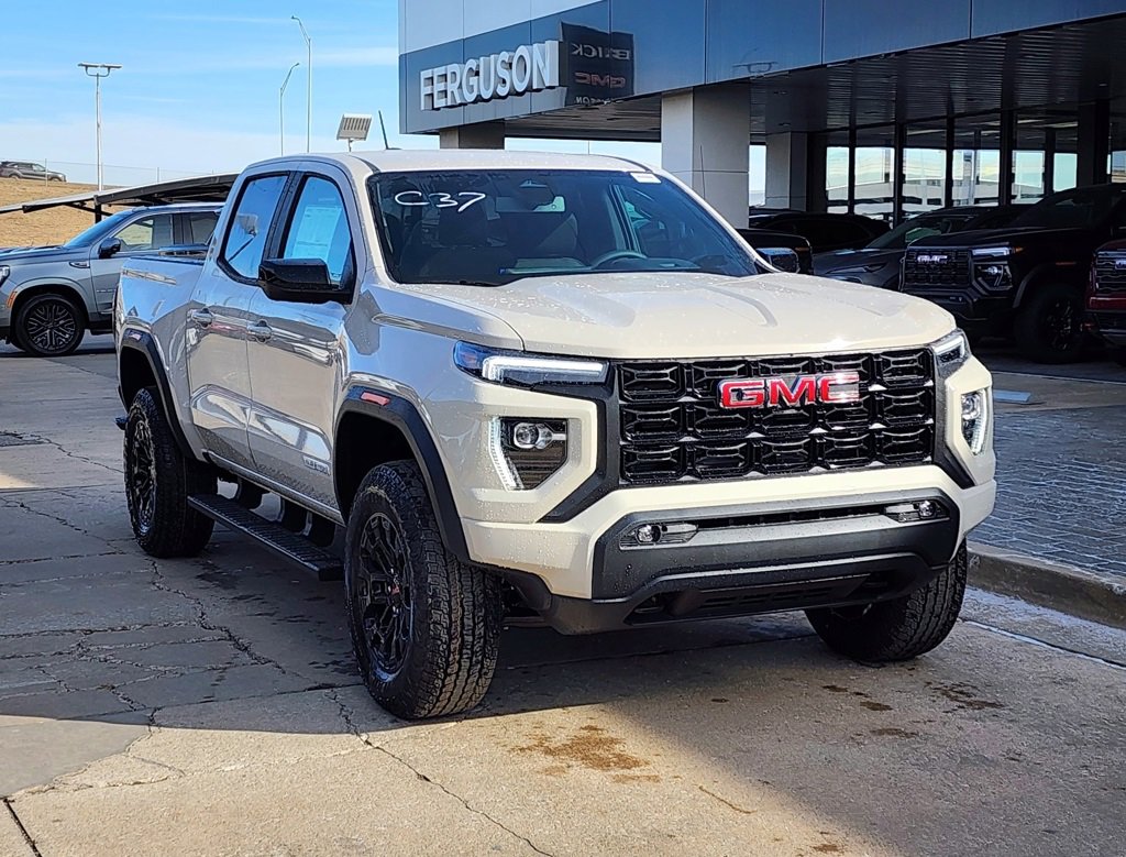 New 2026 GMC Canyon Elevation w/ Convenience Package image 2