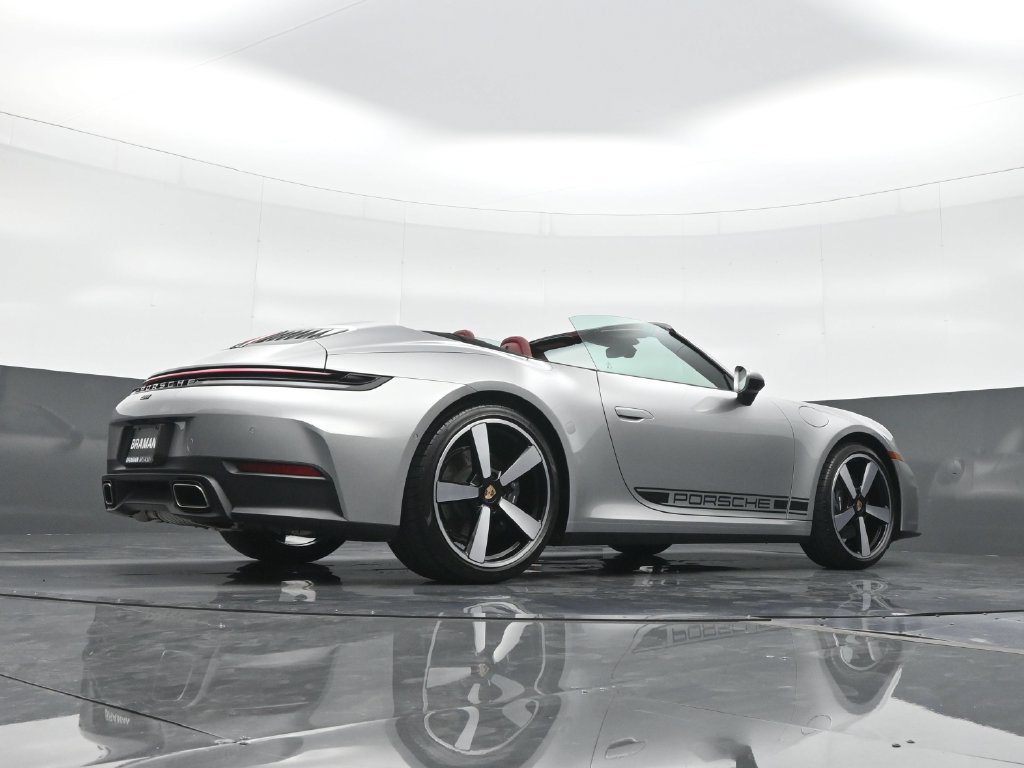 Certified 2026 Porsche 911 Carrera w/ Premium Package RWD image 44