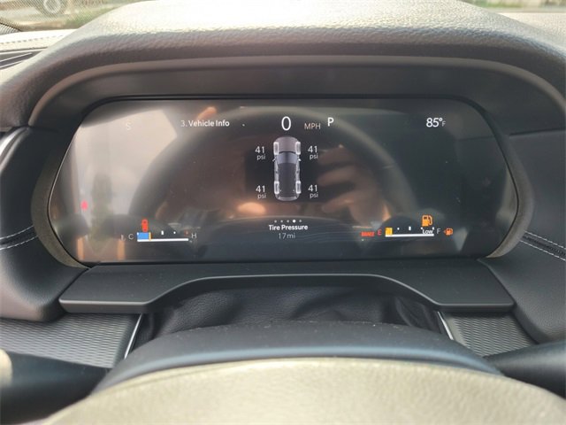 New 2025 Jeep Grand Cherokee Laredo image 32