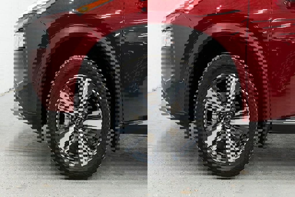 Used 2023 Nissan Rogue Platinum w/ Platinum Premium Package image 34