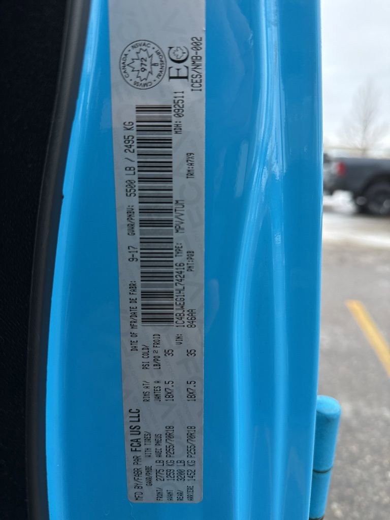 Used 2017 Jeep Wrangler Unlimited Sahara w/ Dual Top Group image 50