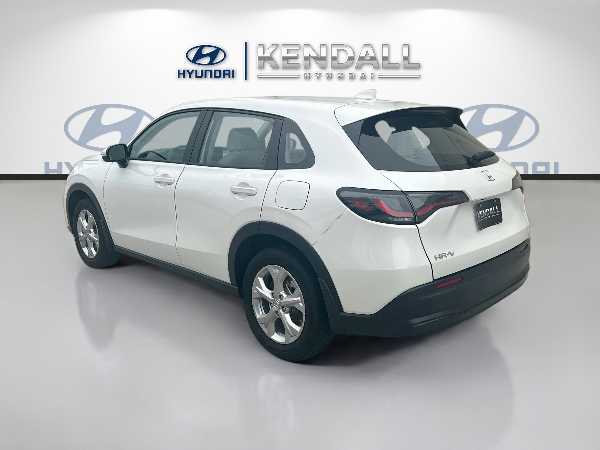 Used 2025 Honda HR-V LX image 4