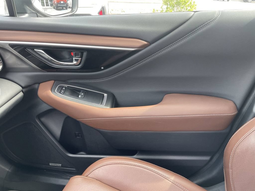 Used 2020 Subaru Outback Touring AWD/4WD image 22