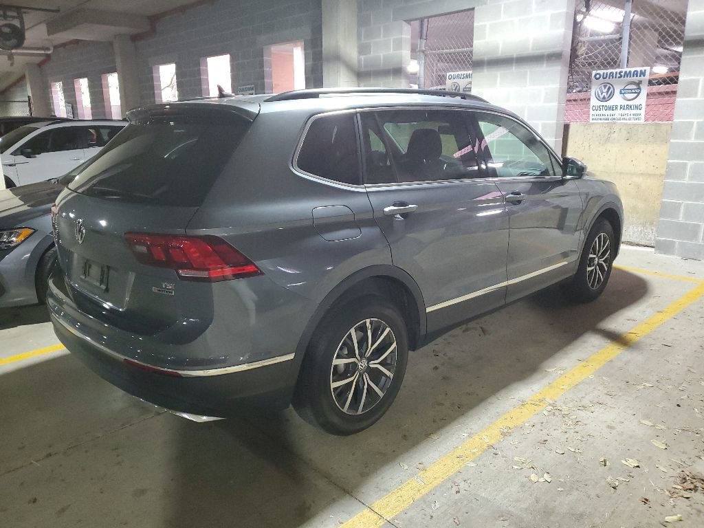 Used 2018 Volkswagen Tiguan SE AWD/4WD image 4