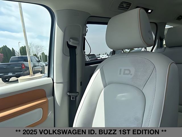 Used 2025 Volkswagen ID. Buzz 1st Edition AWD/4WD image 29