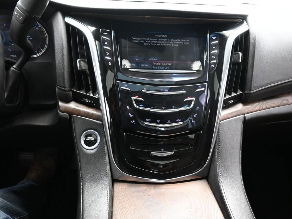 Used 2017 Cadillac Escalade Premium Luxury image 16