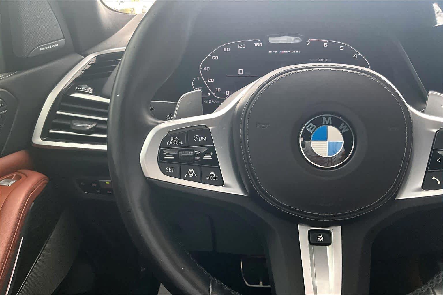 Used 2022 BMW X7 M50i AWD/4WD image 24