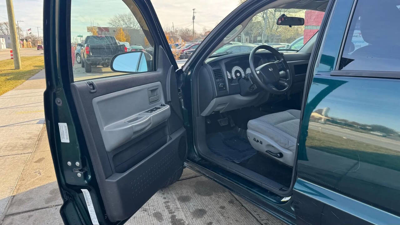 Used 2011 Dodge Dakota Big Horn w/ Convenience Group image 9