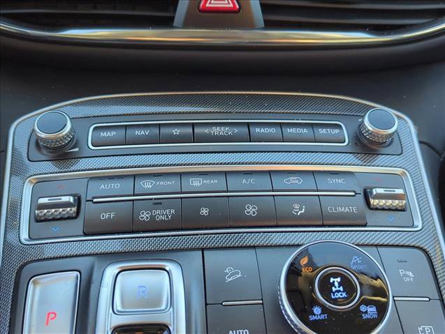 Used 2022 Hyundai Santa Fe SEL Premium image 18