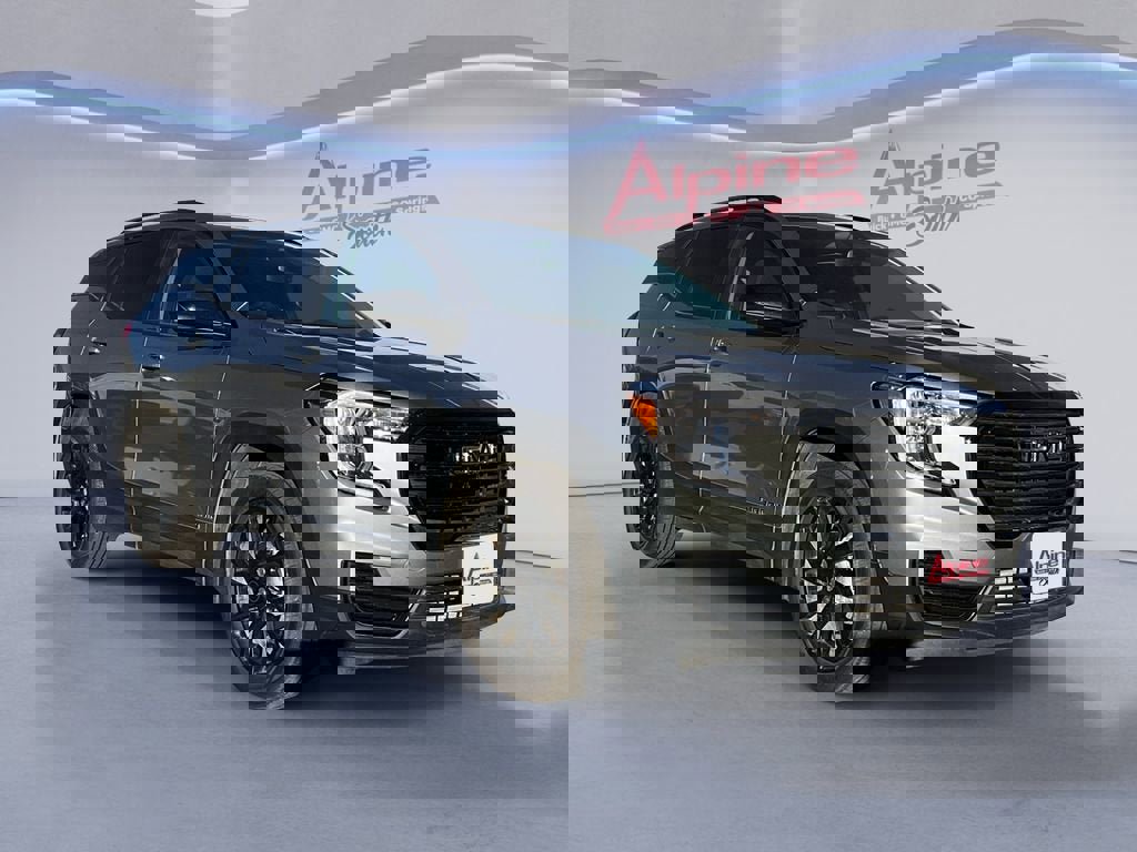 Used 2023 GMC Terrain SLE w/ Elevation Edition image 7