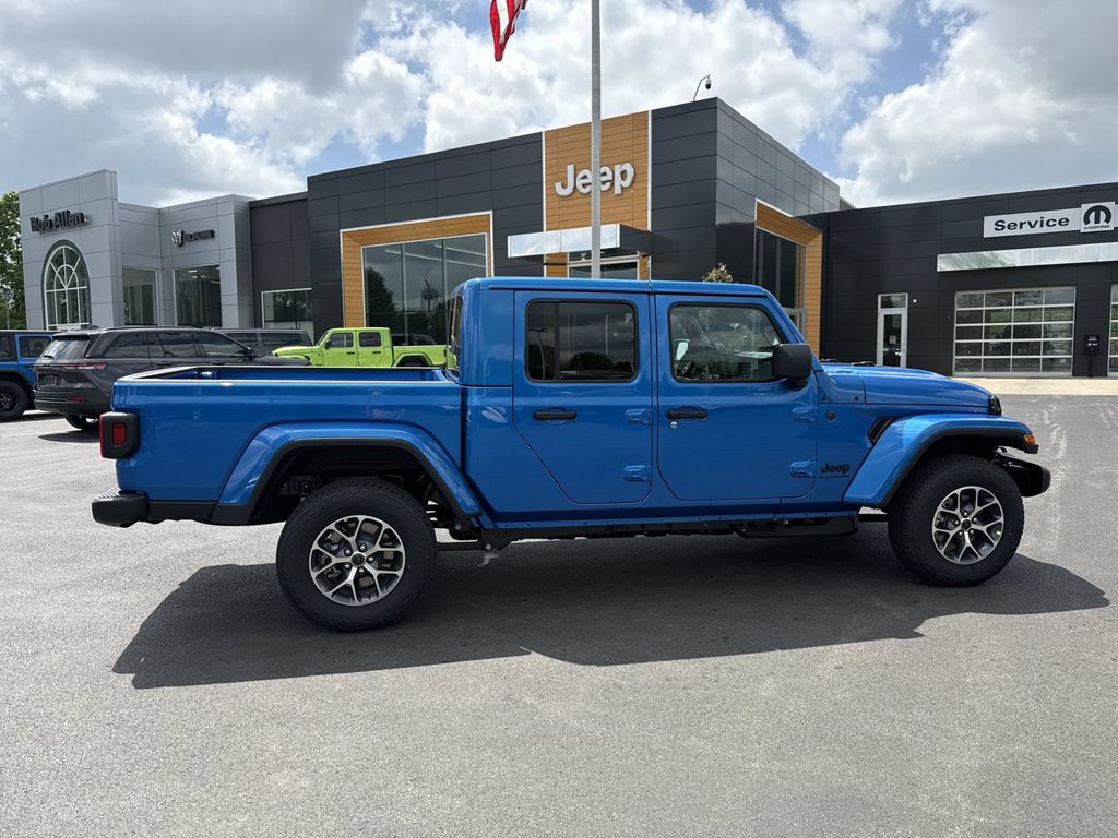 New 2026 Jeep Gladiator Sport AWD/4WD image 14