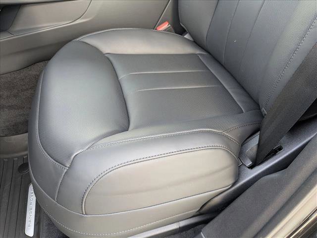 New 2026 Land Rover Range Rover Sport Dynamic SE image 4