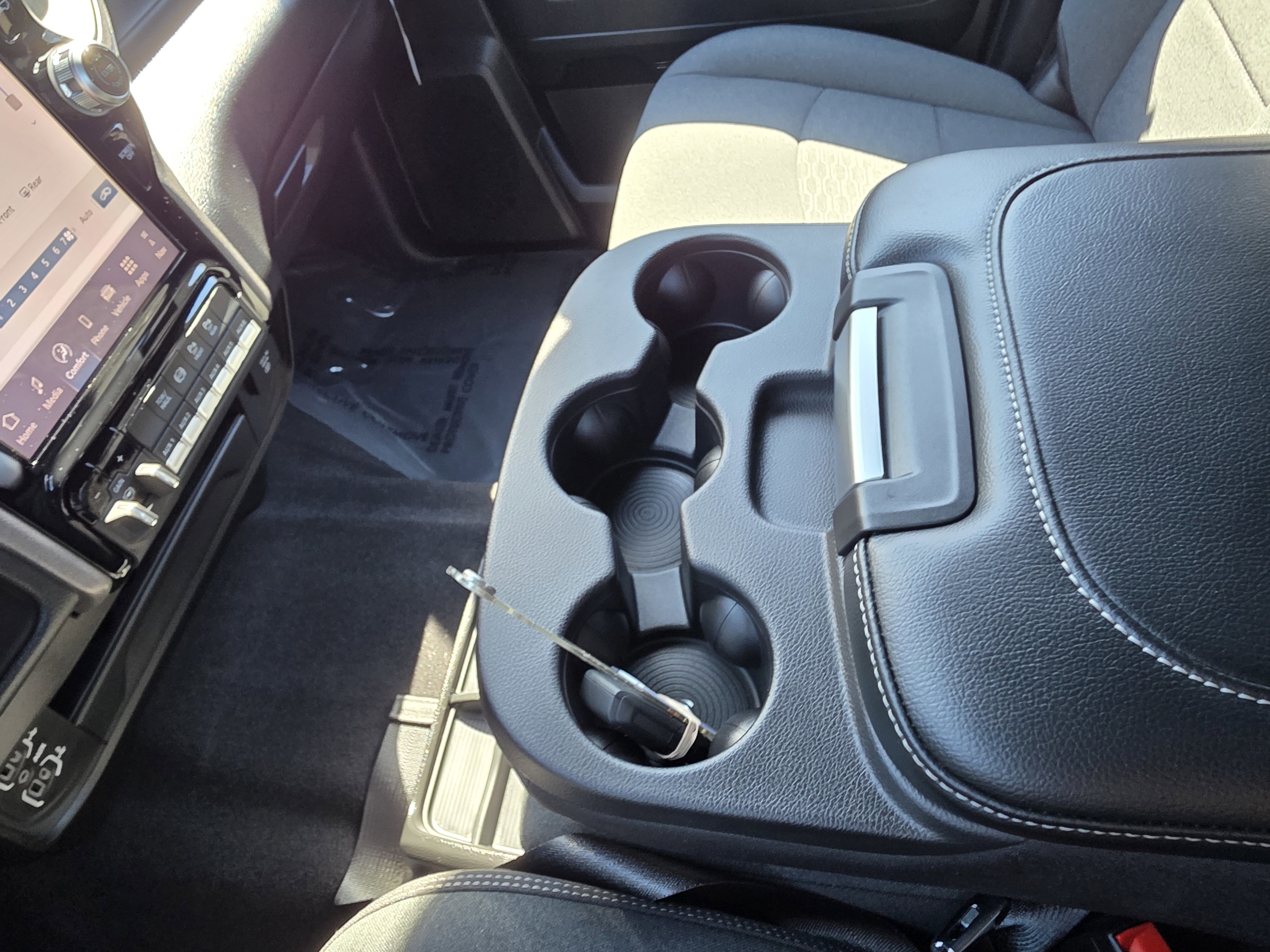 New 2026 RAM 2500 Tradesman AWD/4WD image 12