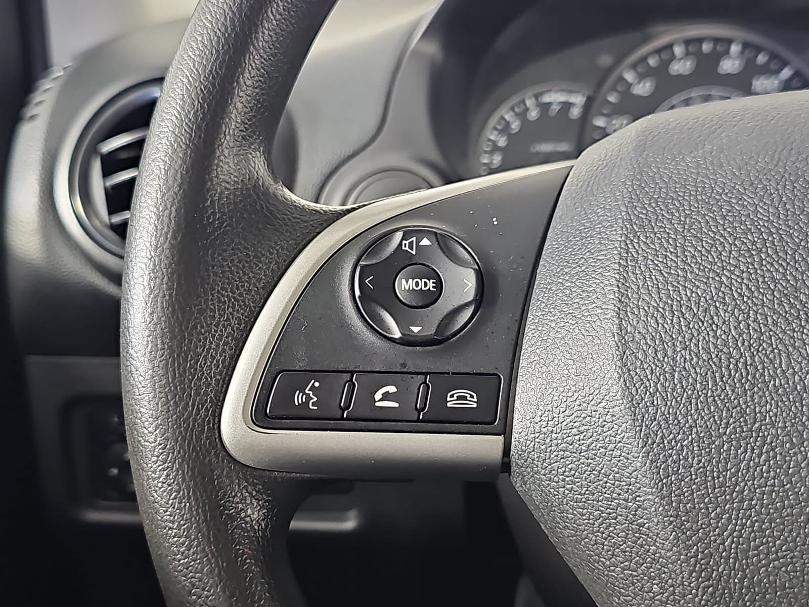 Used 2024 Mitsubishi Mirage ES FWD image 16