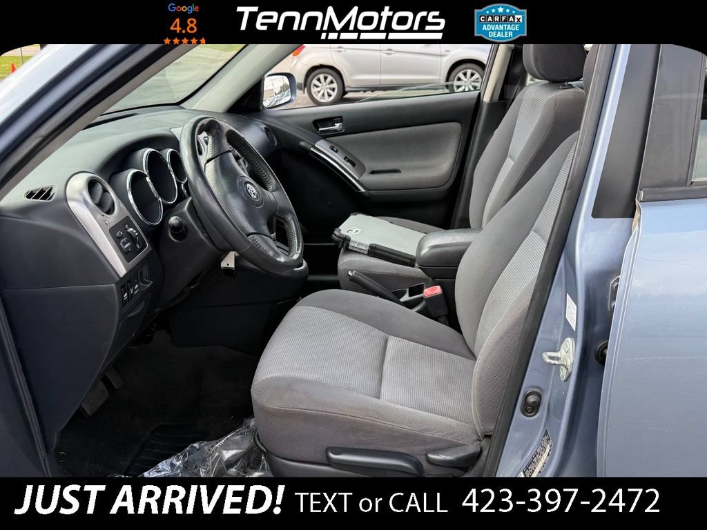 Used 2005 Toyota Matrix XR FWD image 10