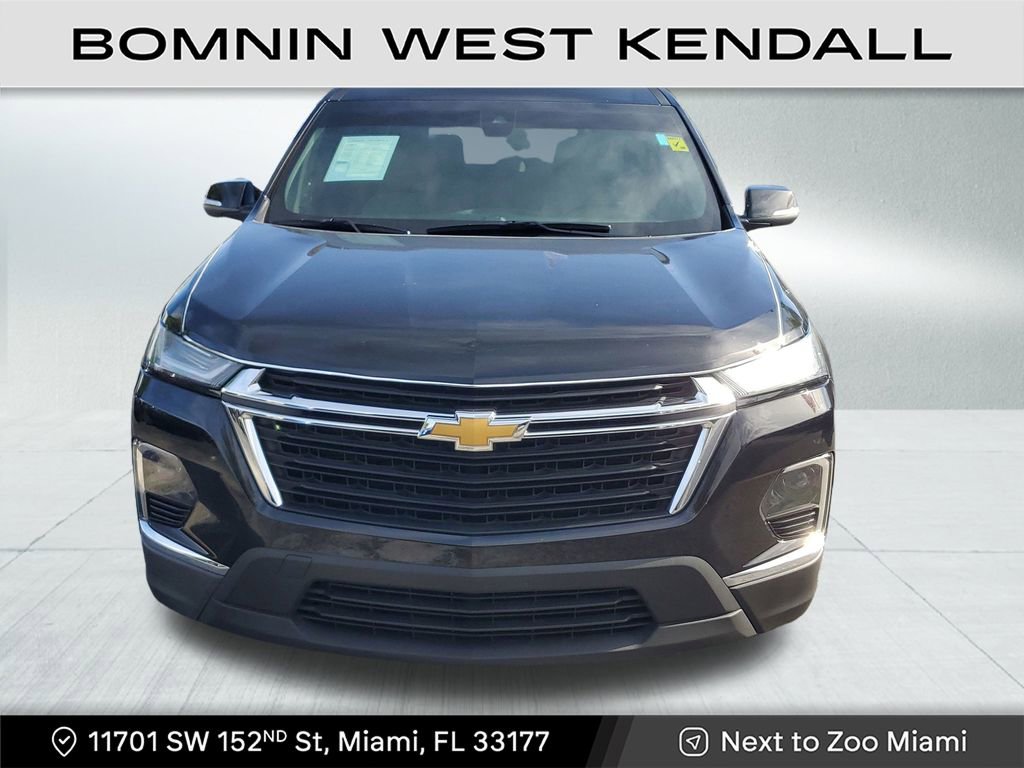 Used 2023 Chevrolet Traverse LS w/ Safety Package image 2