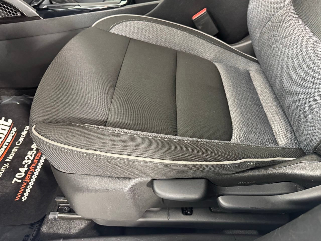 Used 2025 Chevrolet TrailBlazer LT AWD/4WD image 12