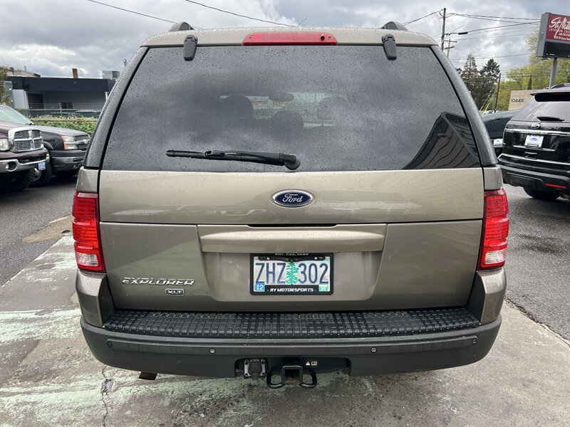 Used 2003 Ford Explorer XLT AWD/4WD image 4