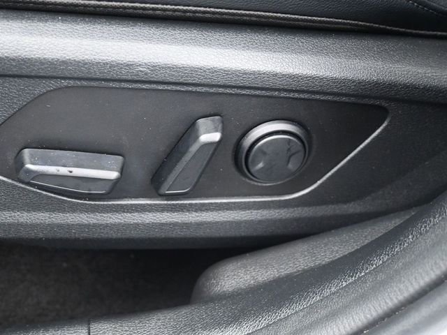 Used 2025 Kia Sportage SX image 13