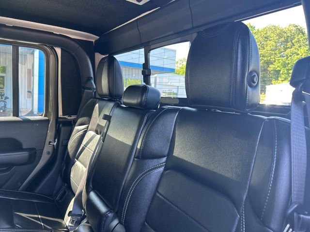 Used 2020 Jeep Gladiator Overland AWD/4WD image 12