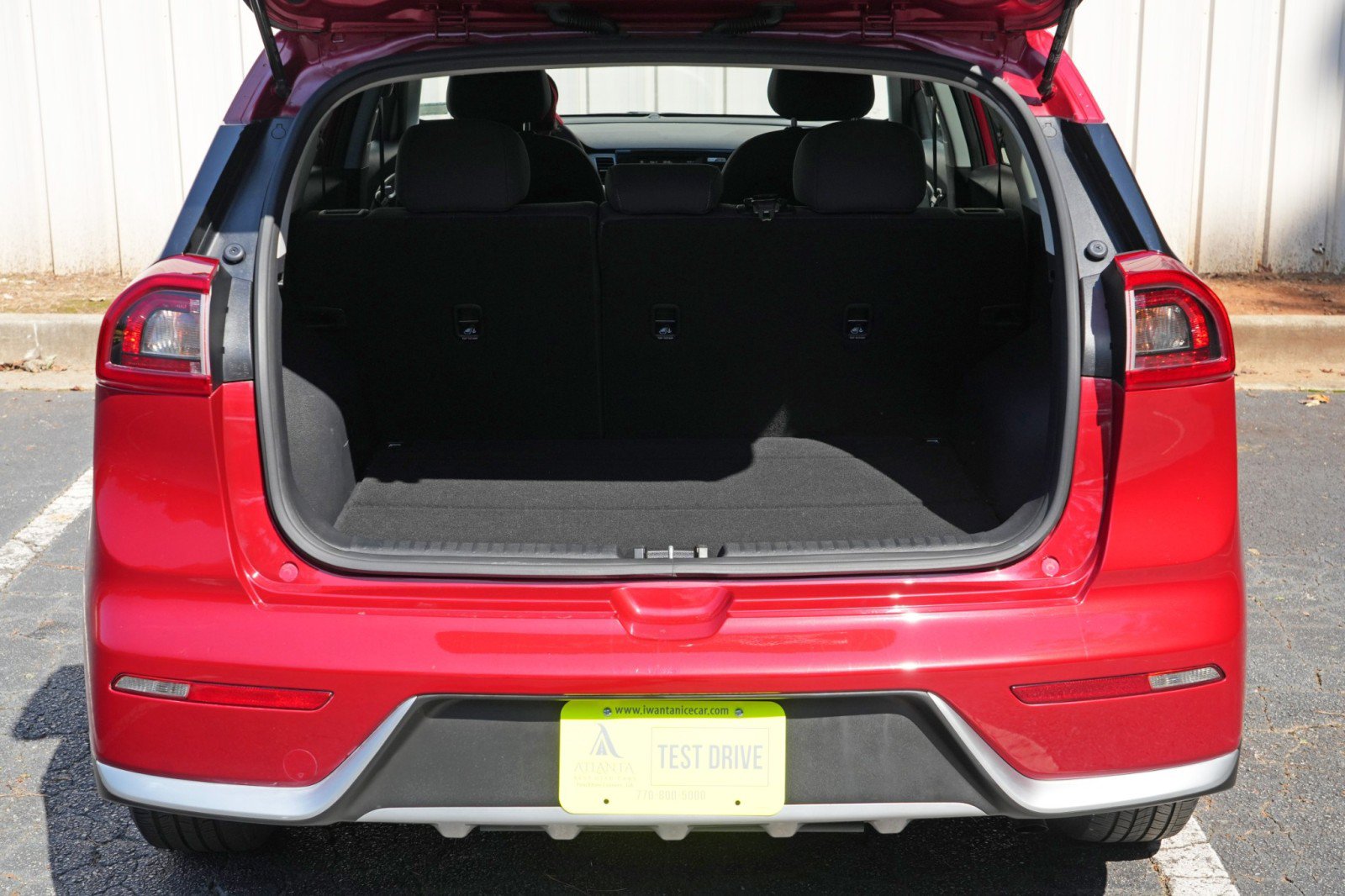 Used 2019 Kia Niro LX FWD image 9