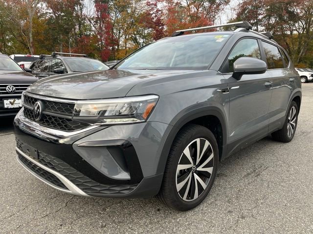 Certified 2022 Volkswagen Taos SE